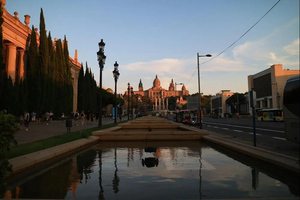 #barcelona #spain #september #happy #trip #color #photo #nuakin @_travel @_photography @_travel