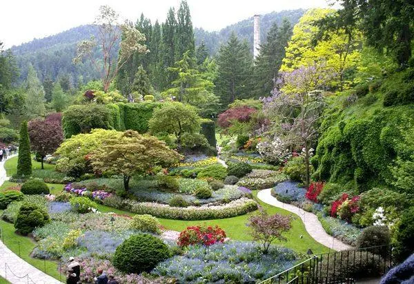 "Only two things we'll regret on deathbed – that we are a little loved and little traveled". - Mark Twain

National Botanical Garden named after Grishko. Kiev. Ukraine
One of the largest nature reserves in Europe. Almost all representatives of the flora of Ukraine are contained.
